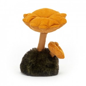 Jellycat Wild Nature Chanterelle Mushroom 16 CM X 9 CM | FO3940518